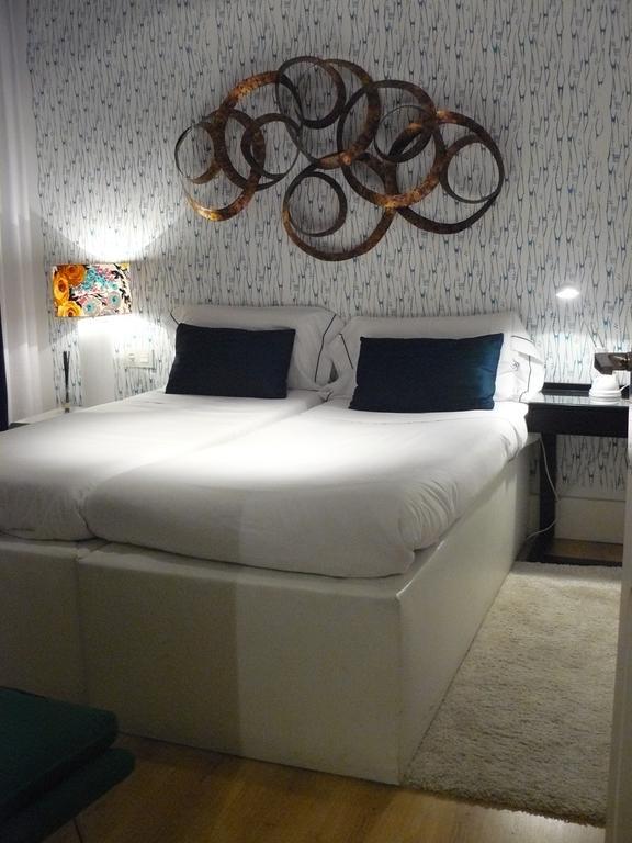 Apartamentos Manzana Madrid Szoba fotó