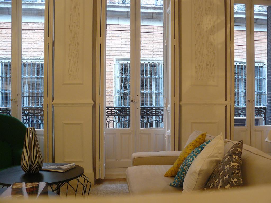 Apartamentos Manzana Madrid Szoba fotó
